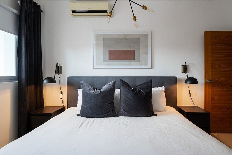 Chic 1BR King Bed, Piantini City Views|YellowKey