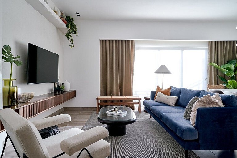 Cozy 1BR near Blue Mall with pool and fast wifi in Piantini