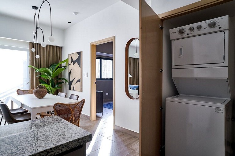 Cozy 1BR near Blue Mall with pool and fast wifi in Piantini