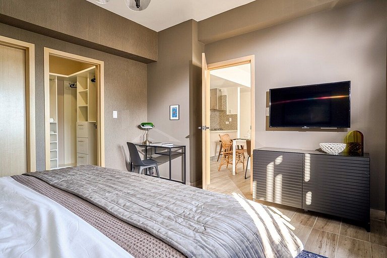 Cozy 1BR near Blue Mall with pool and fast wifi in Piantini