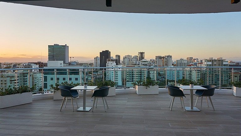 *Modern & Comfy 1BR ROOF TOP, PIANTINI YellowKey*