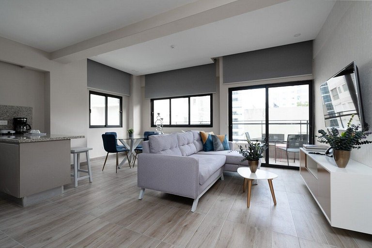 Modern city center apartment near Blue Mall with pool and ca