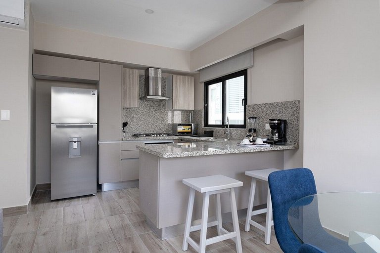 Modern city center apartment near Blue Mall with pool and ca