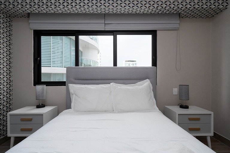 Modern city center apartment near Blue Mall with pool and ca