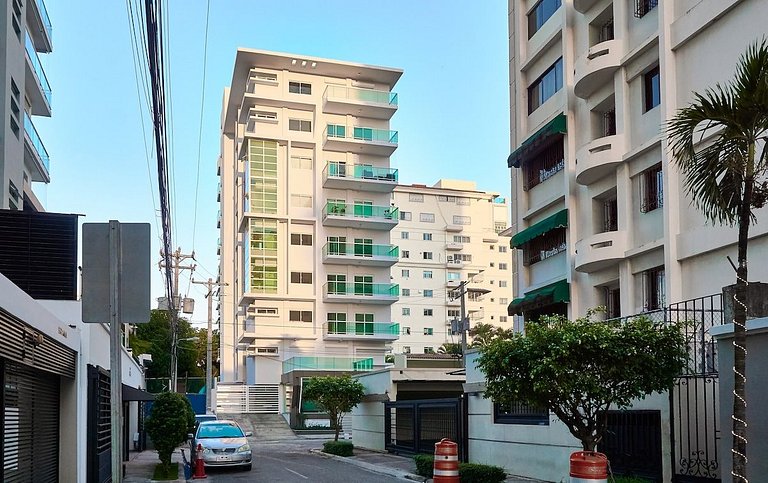 CityCenter Near Blue Mall - Downtown Piantini WiFi