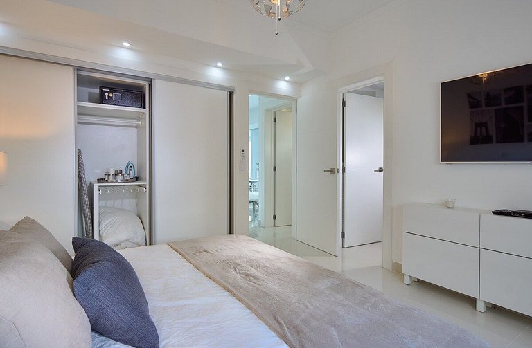 Classy 1BR | wifi * Downtown | Piantini