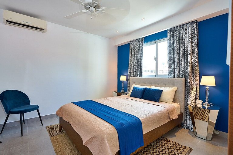 *ROOF TOP* A/C-WiFi-SmrtTv-Gym-BlueMall-YellowKey