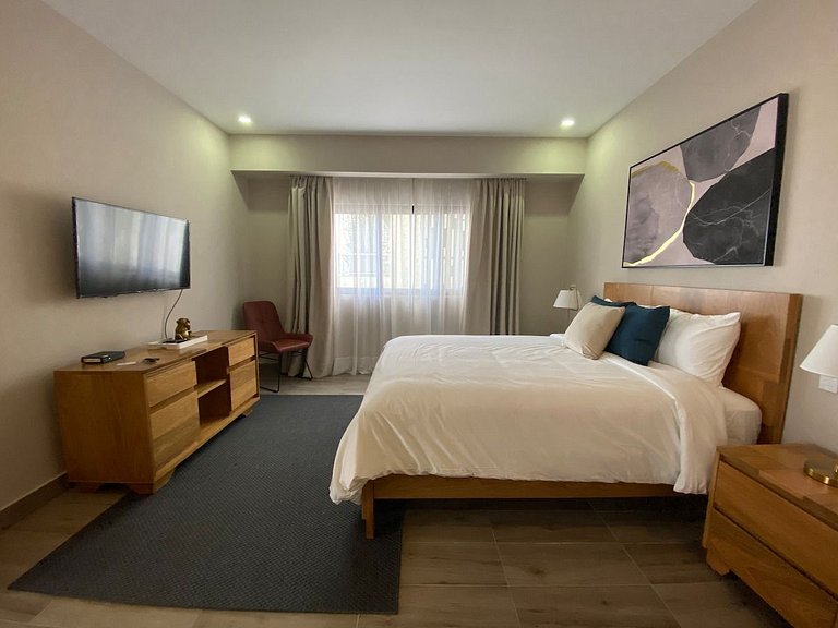 Pool*Gym *|view * 5|1br *40 MBwi-fi* Yellowkey