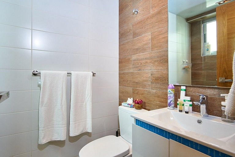 Getaway 1BR-WiFi-AC-View-Gym-BlueMall-YellowKey