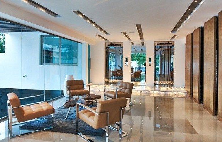 ★RooftopPool-GYM-WiFi-1BR-AC-CityCenter-YellowKey★