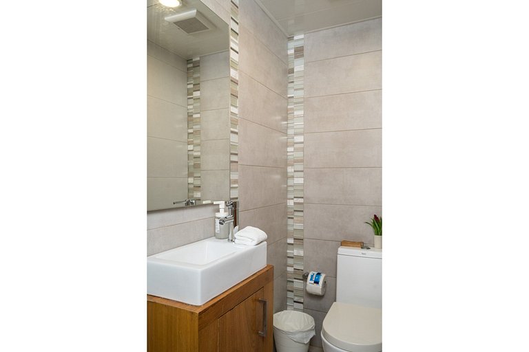 ⭐️RooftopPool🏊-CityViews🌆-Gym🏋🏻-👨‍💻WiFi-1BR-YellowKey⭐