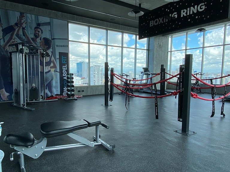 ★RooftopPool-CityViews-Gym-WiFi-A/C-1BR-YellowKey★