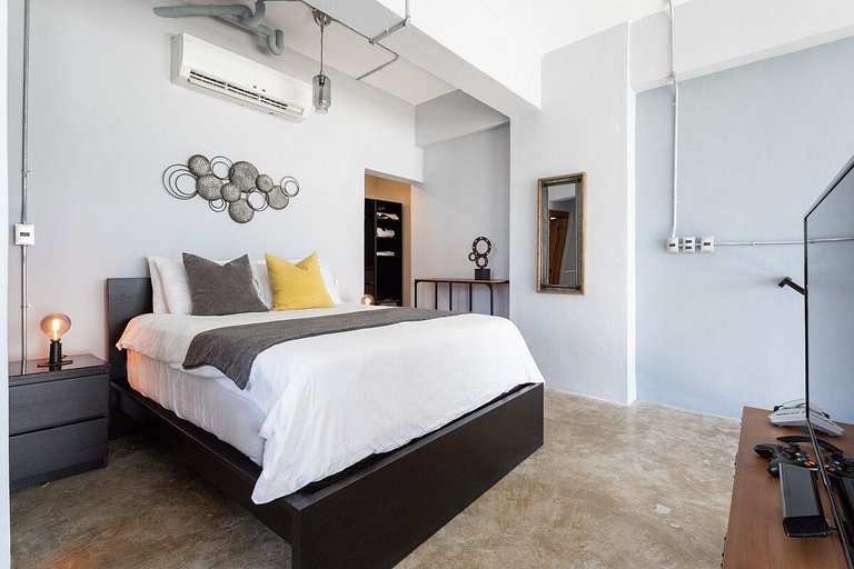 *New*Industrial Loft.OceanView*wifi - YellowKey