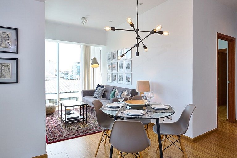 UPSCALE 1BR, near BLUE MALL | ROOFTOP| YellowKey