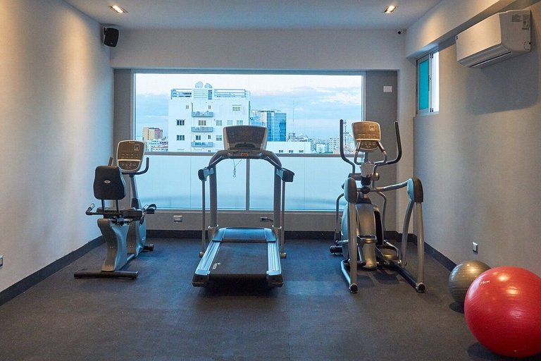 UPSCALE 1BR, near BLUE MALL | ROOFTOP| YellowKey
