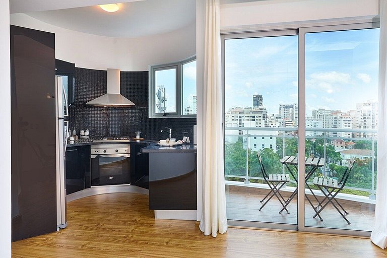 Upscale 1BR apartment near Blue mall with rooftop by Yellowk