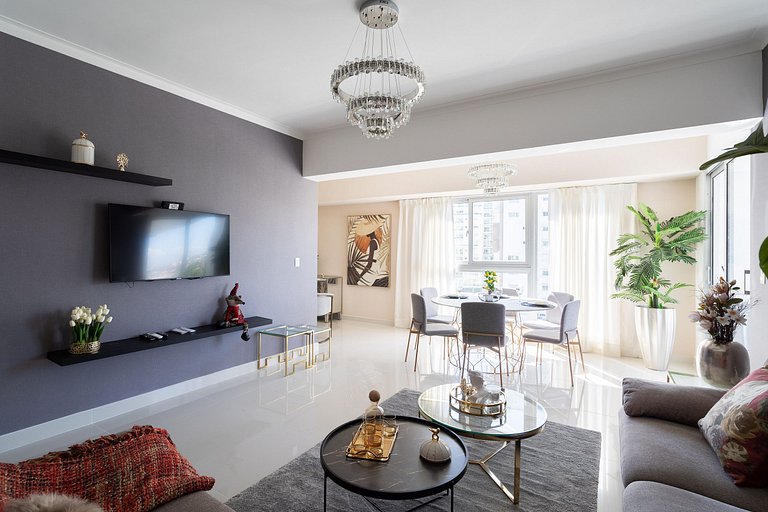 Classy-3BR-KingBed-50mbWiFi-CityCntr-A/C-YellowKey