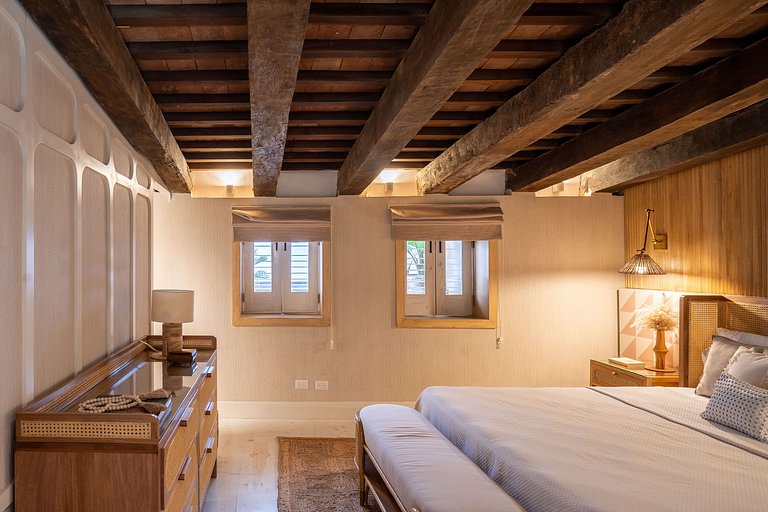 Luxury 2BR*Zona Colonial* Terrace| Yellowkey