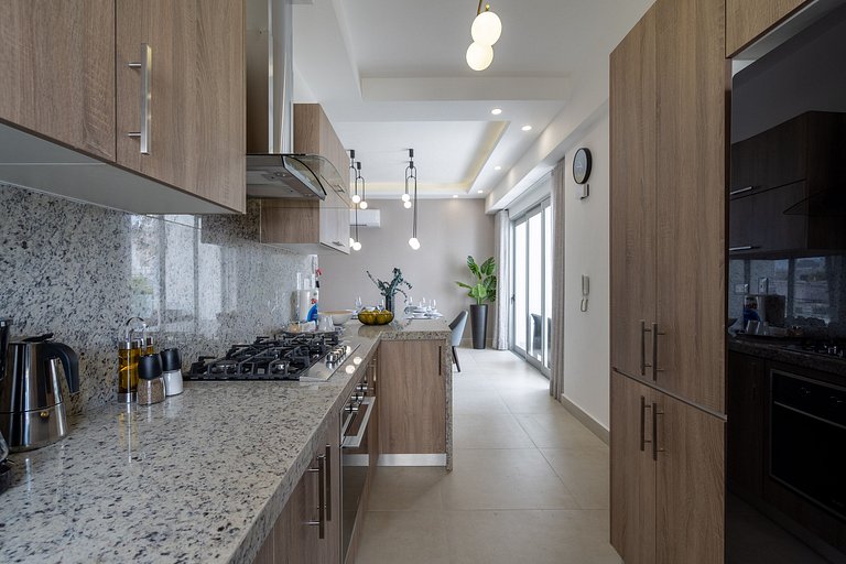 Stylish 3BR•Kingbed•Pool•Wifi •GYM•Yellowkey