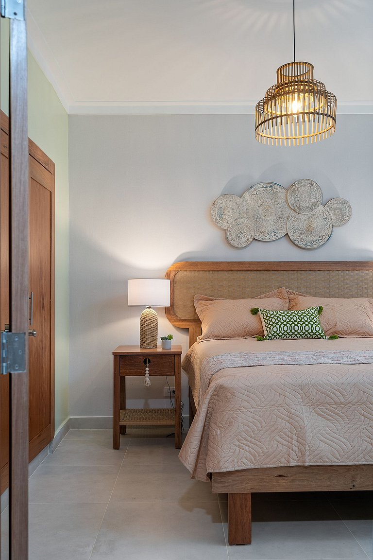 Modern-Safe-Lovely-1bd-w/pool-A/C-WiFi-YellowKey*