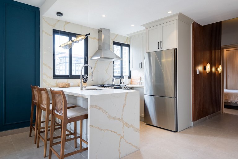 Spectacular-LuxApart-HeartofSantoDomingo-YellowKey
