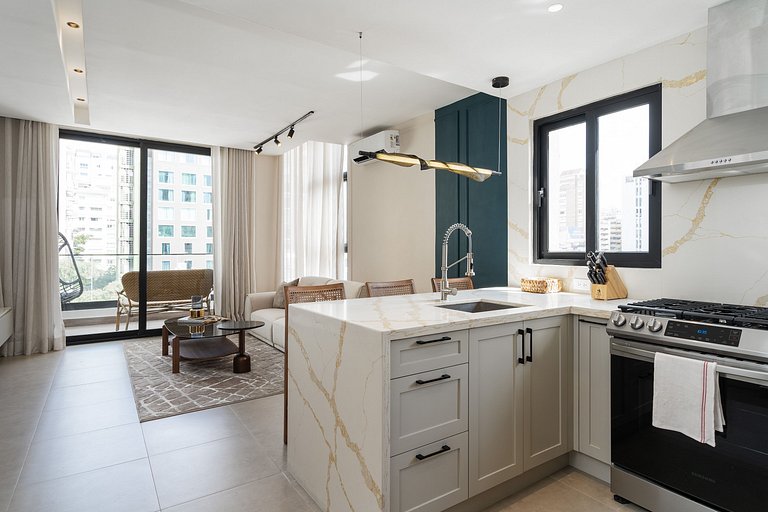 Spectacular-LuxApart-HeartofSantoDomingo-YellowKey