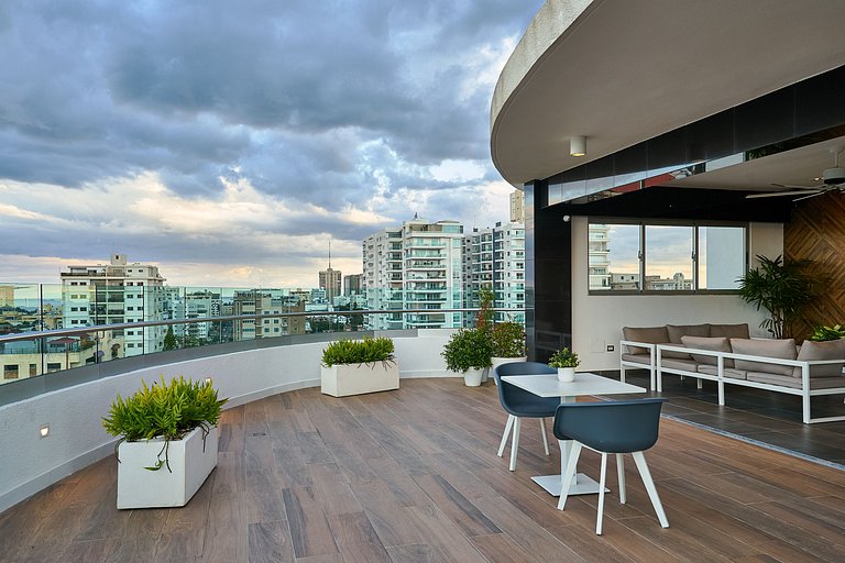 Exquisite*Lux*1BR*GYM*Yellowkey