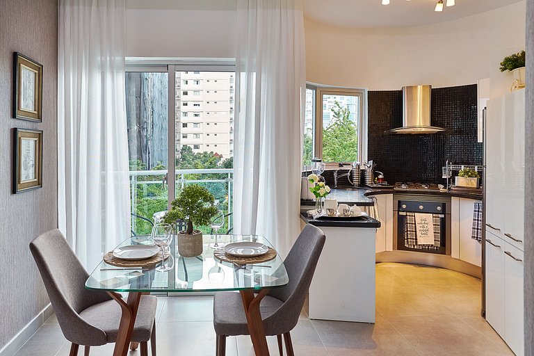 Exquisite*Lux*1BR*GYM*Yellowkey