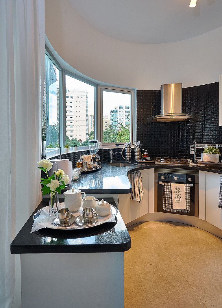 Exquisite*Lux*1BR*GYM*Yellowkey