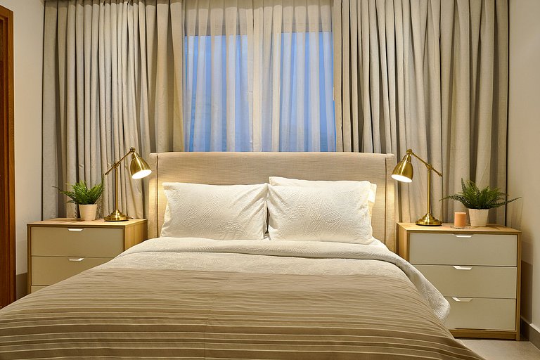 Exquisite*Lux*1BR*GYM*Yellowkey