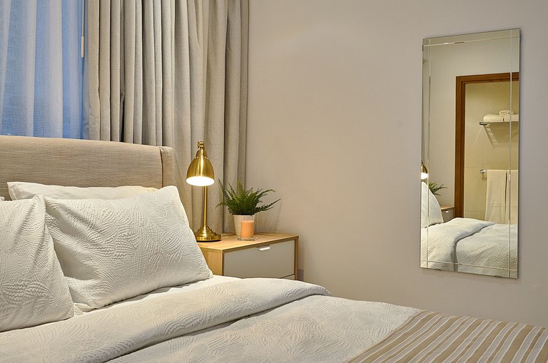 Exquisite*Lux*1BR*GYM*Yellowkey