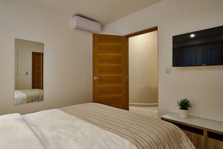 Exquisite*Lux*1BR*GYM*Yellowkey