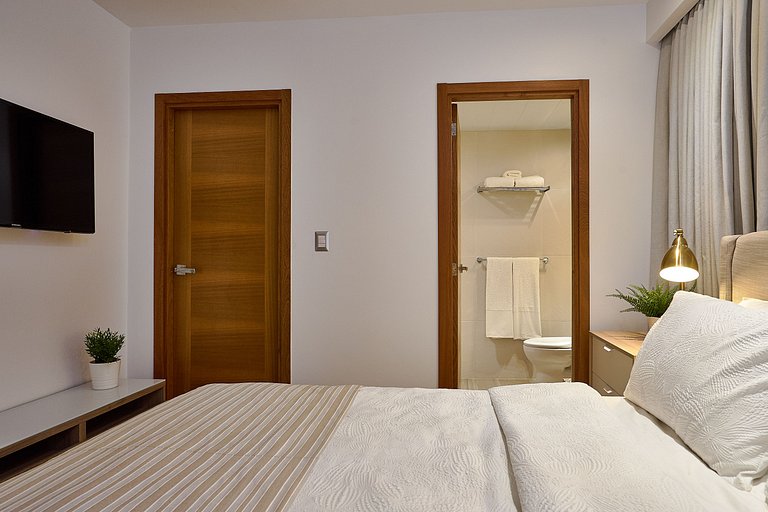 Exquisite*Lux*1BR*GYM*Yellowkey
