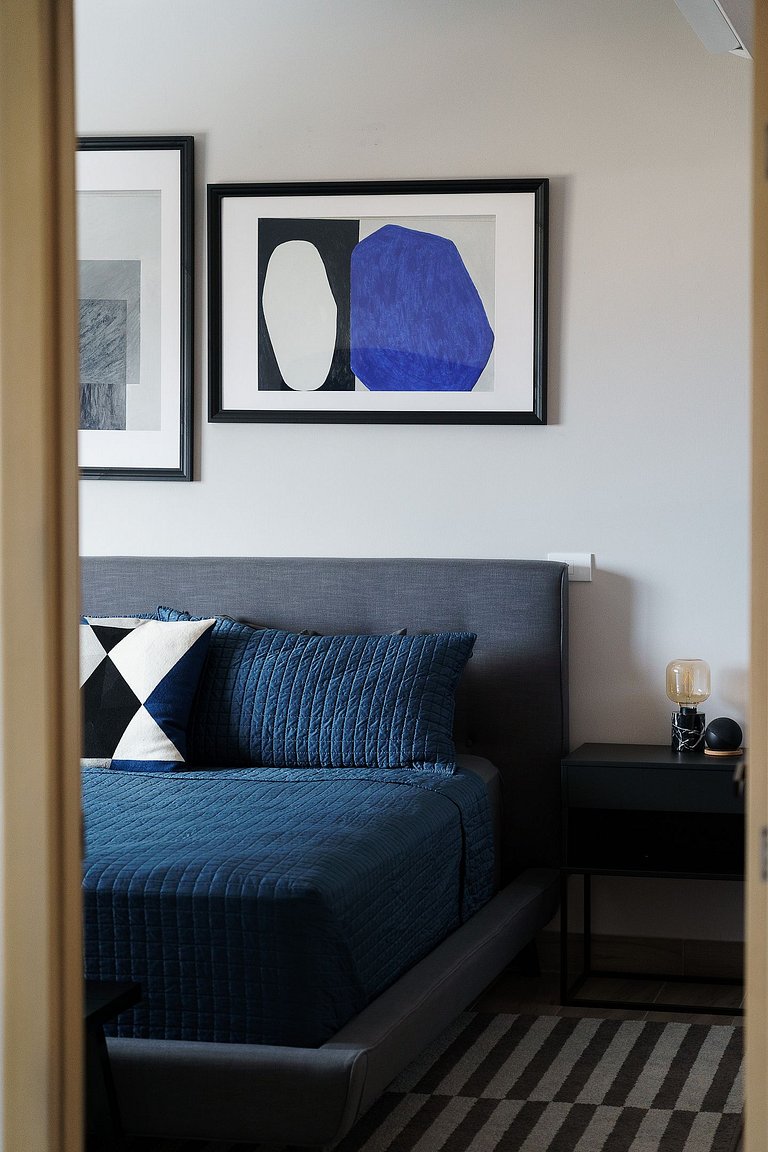 Great one bedroom near Blue Mall with rooftop pool, spa and
