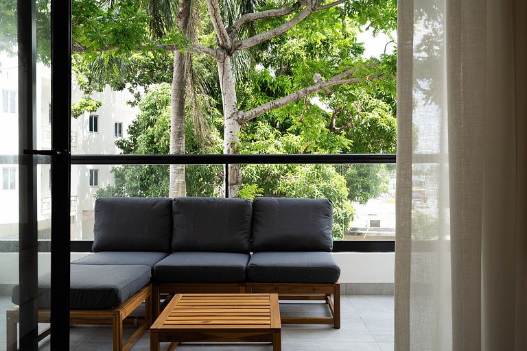 Modern And Safe In City Center W/Pool By YellowKey