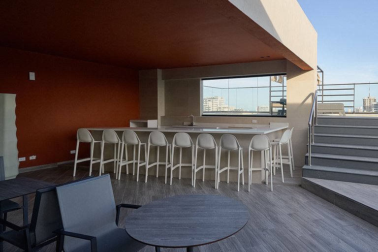 Modern city center apartment near Blue Mall with pool and ca