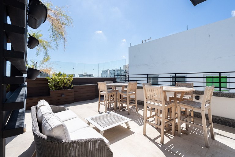 Downtown*Cozy*1br* POOL* 50MB| Yellowkey