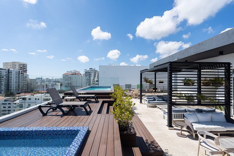 Downtown*Cozy*1br* POOL* 50MB| Yellowkey