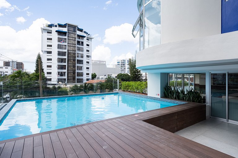 Compact 1BR in Piantini with Pool Access | YK