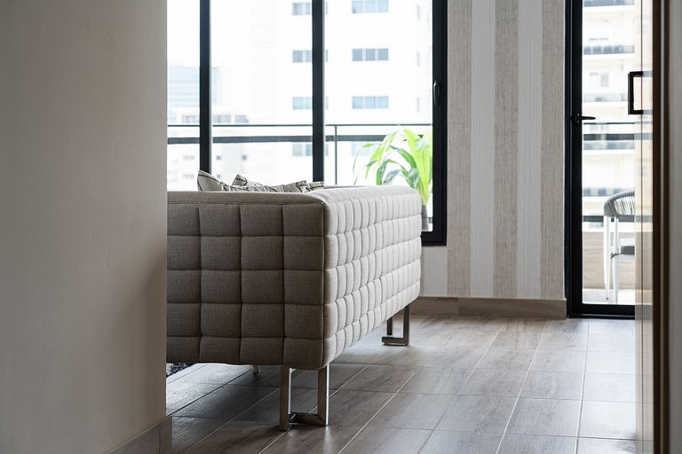 Stunning W/ KingBed In Regatta Living By YellowKey