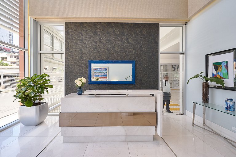 PrivateTerrace-BlueMall-Jacuzzi-AC-YellowKey