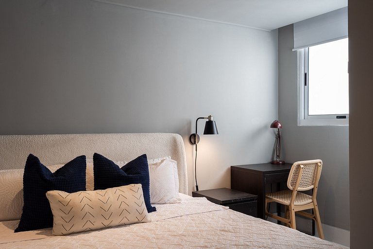 1BR Piantini King Suite Near Blue Mall, Pool & Sauna | Yello