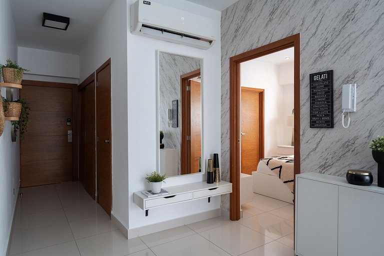 Stylish 1BR · View · WiFi · Gym · YellowKey