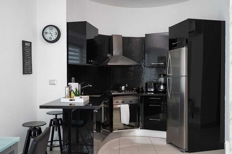 Stylish 1BR · View · WiFi · Gym · YellowKey