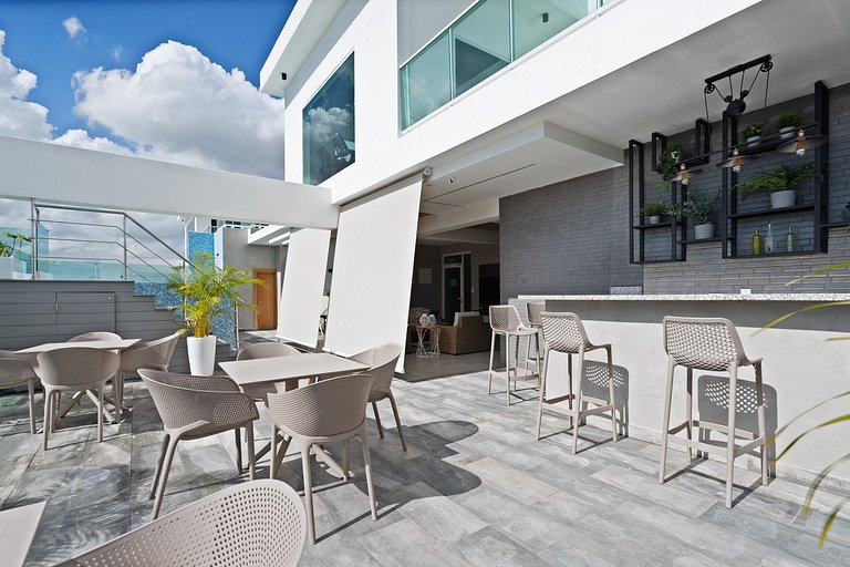 Stunning Views, Pool, AC, WiFi - Perfect Getaway by Yellowke