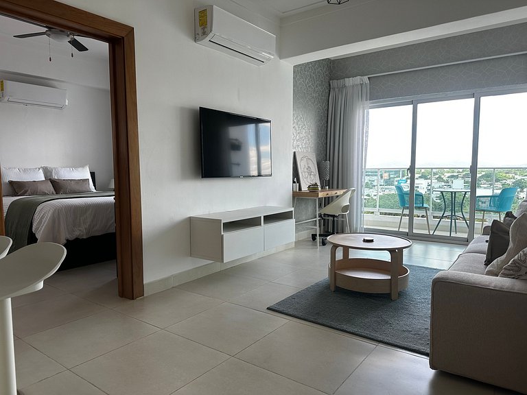 Stunning Views, Pool, AC, WiFi - Perfect Getaway by Yellowke