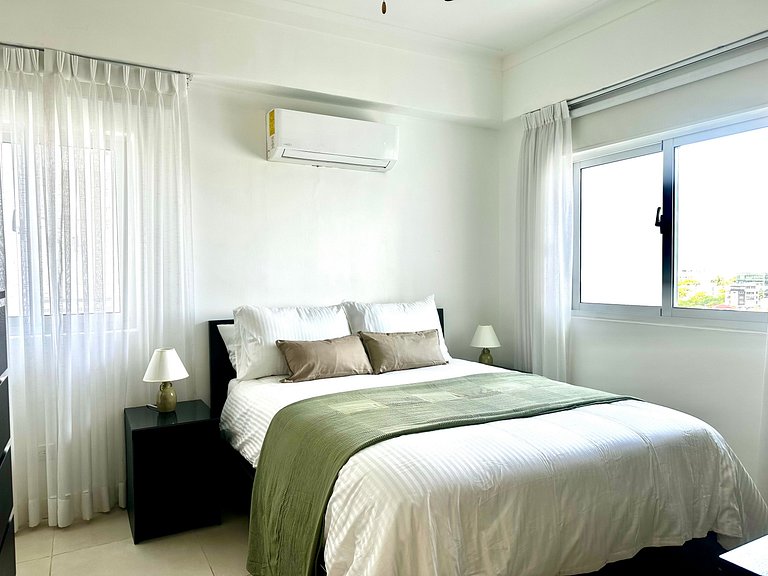 Stunning Views, Pool, AC, WiFi - Perfect Getaway by Yellowke