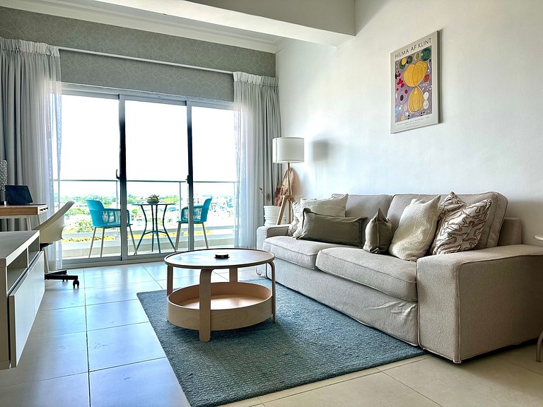 Stunning Views, Pool, AC, WiFi - Perfect Getaway by Yellowke