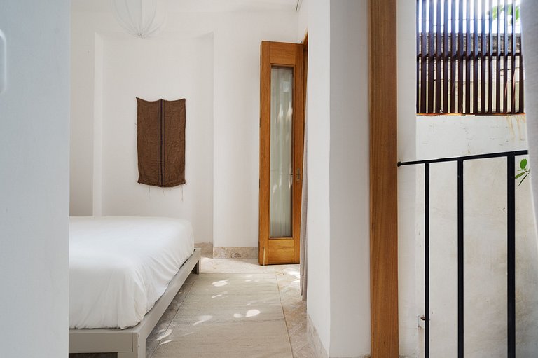 Boho Chic Oasis: 2BR + Family Room in Zona Colonial