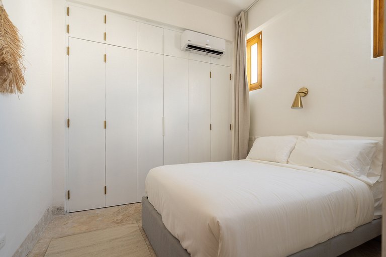 Boho Chic Oasis: 2BR + Family Room in Zona Colonial